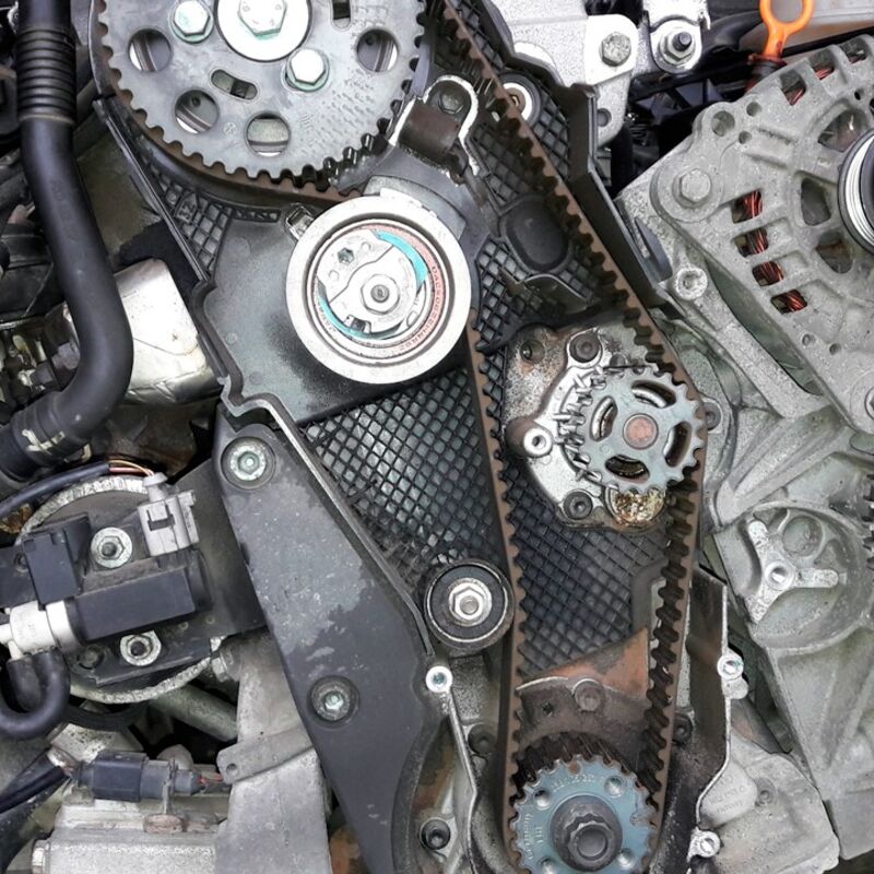 Замена ГРМ в автосервисе MAXCENTR - профессиональный сервис в Санкт-Петербурге